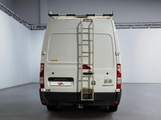 Renault Master image 2