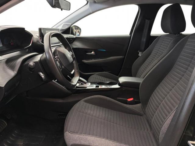 Peugeot 208 image 1