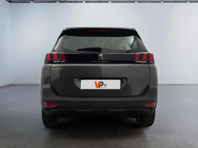 Peugeot 5008 image 2