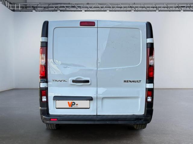 Renault Trafic image 2