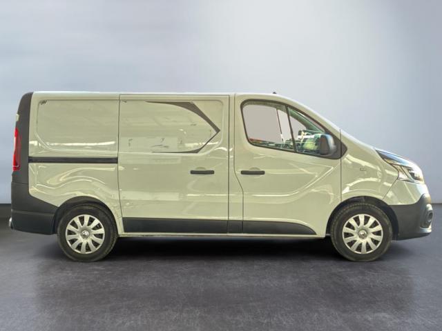 Renault Trafic image 7