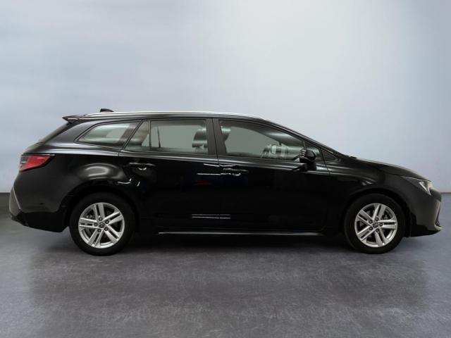 Toyota Corolla Touring Sports image 4