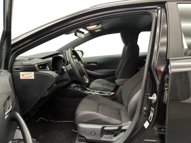 Toyota Corolla Touring Sports image 6