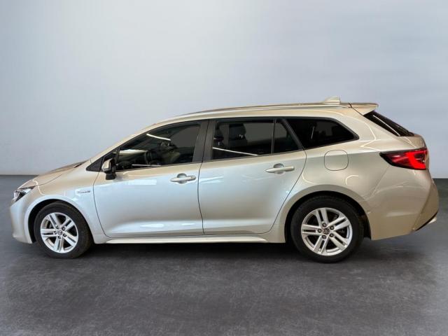 Toyota Corolla Touring Sports image 8