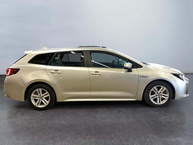 Toyota Corolla Touring Sports image 2