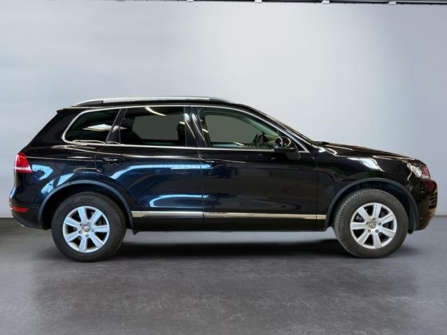 Volkswagen Touareg image 1