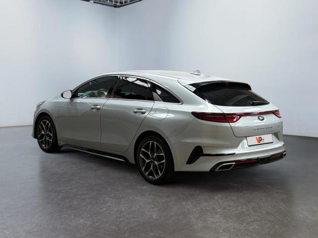 Kia Proceed image 8