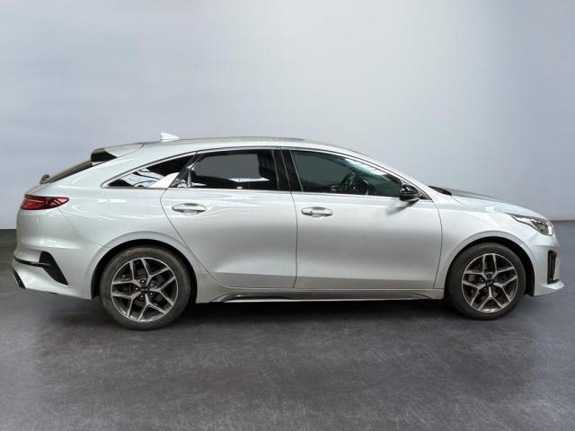 Kia Proceed image 7