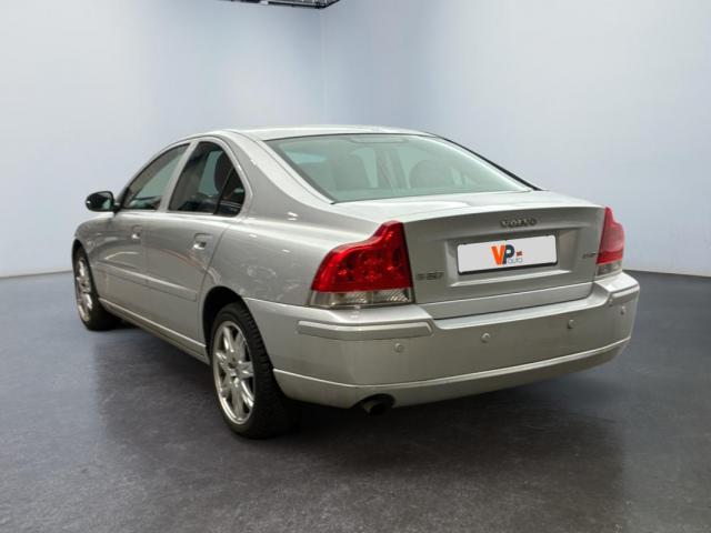 Volvo S60 image 8