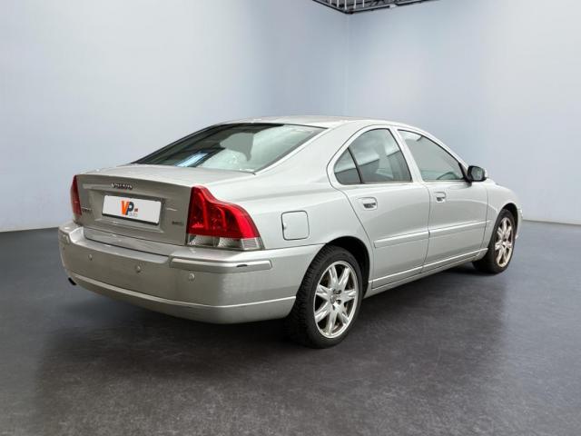 Volvo S60 image 7