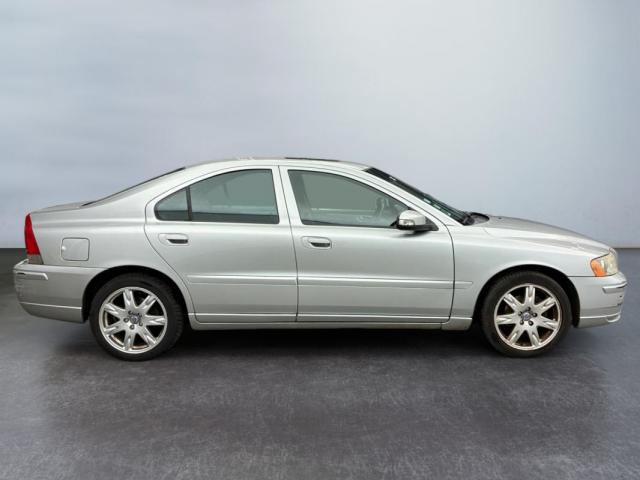Volvo S60 image 5