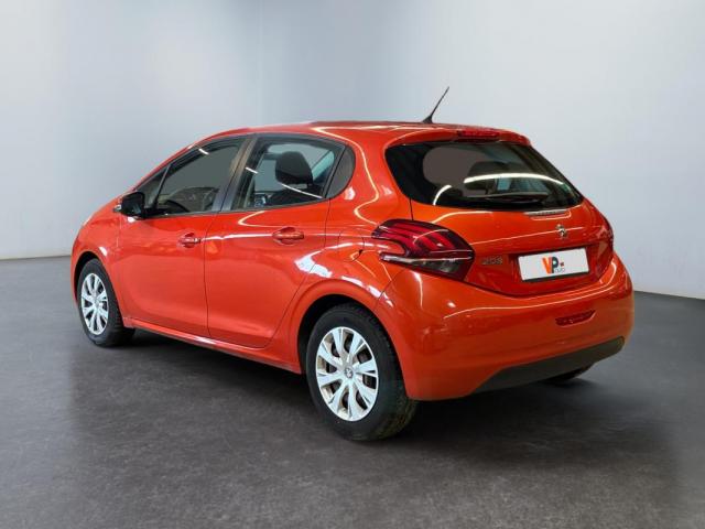 Peugeot 208 image 2