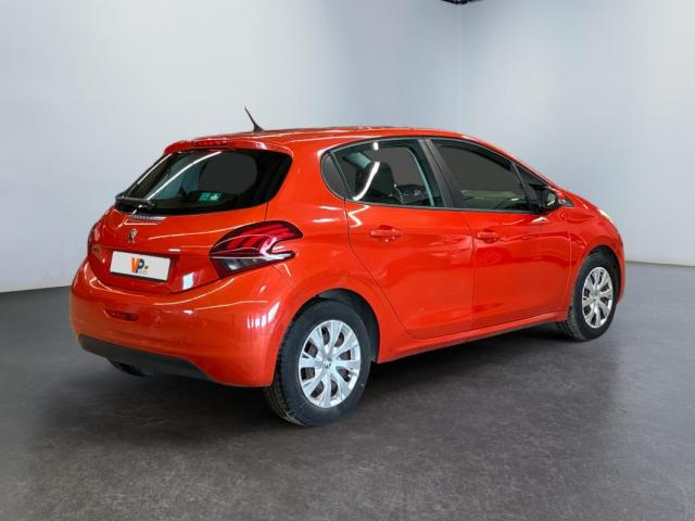 Peugeot 208 image 3