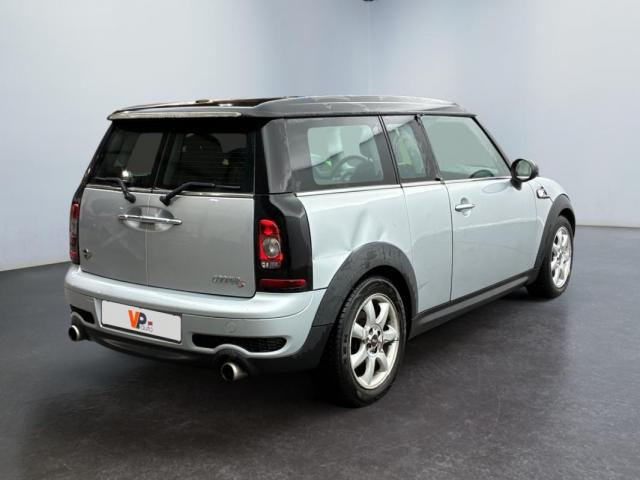 Mini Clubman image 1