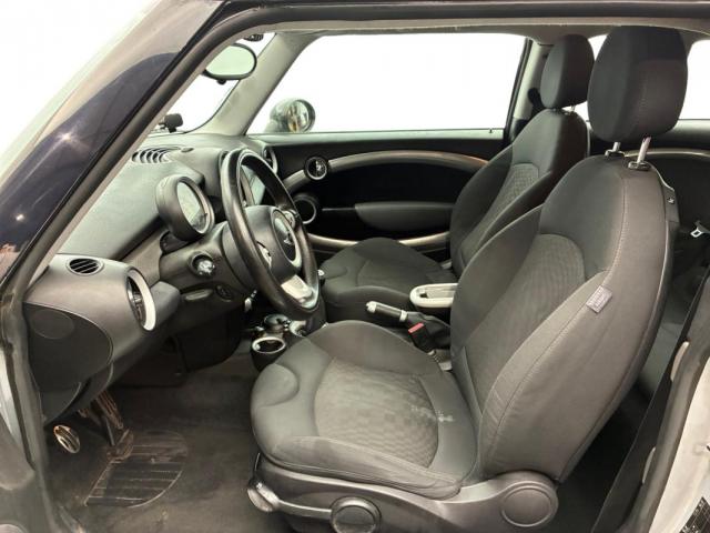 Mini Clubman image 4