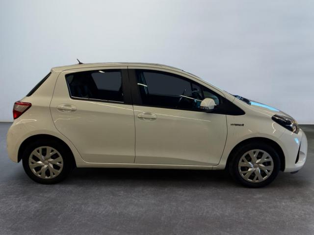 Toyota Yaris image 2