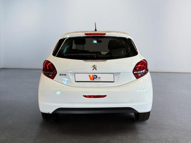 Peugeot 208 image 5