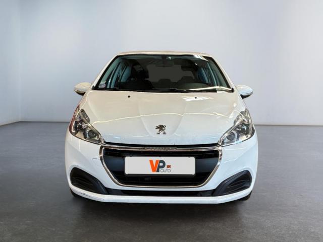 Peugeot 208 image 3