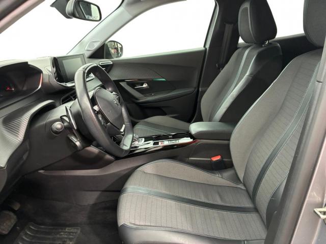 Peugeot 2008 image 3