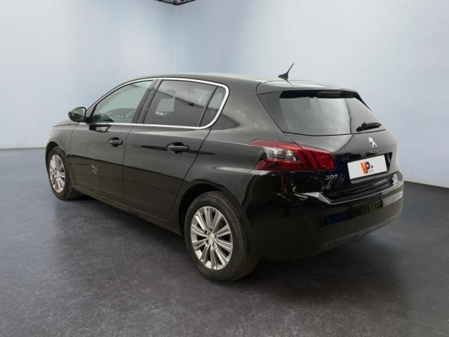 Peugeot 308 image 1
