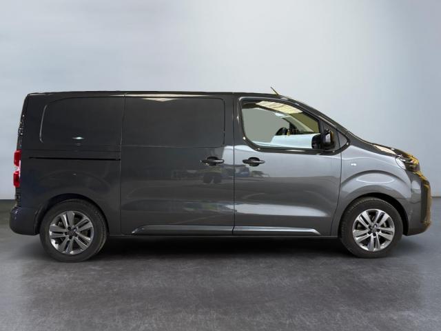 Peugeot Expert image 1