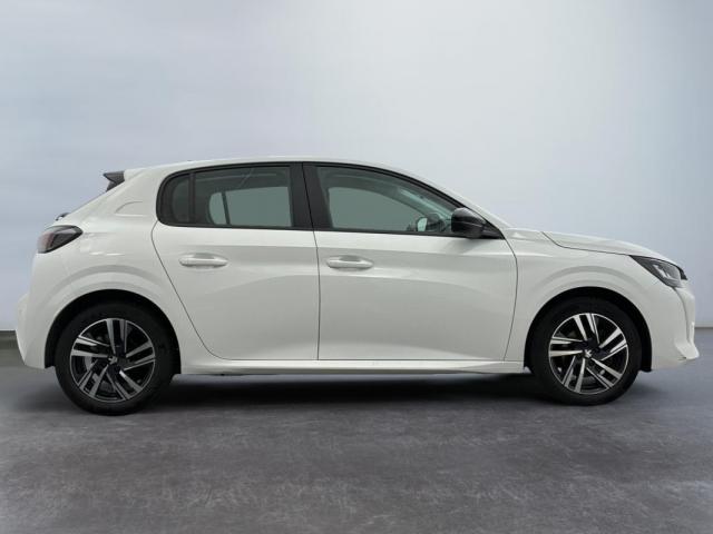 Peugeot 208 image 1