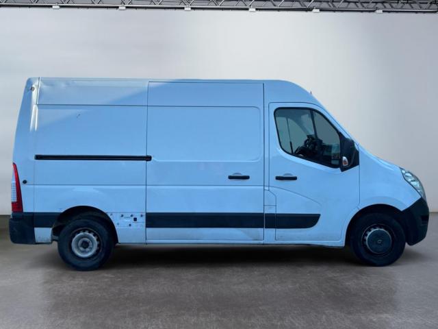 Renault Master image 1