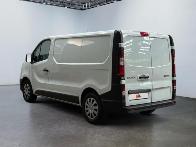 Renault Trafic image 2