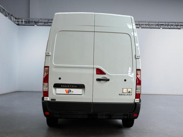 Renault Master image 8