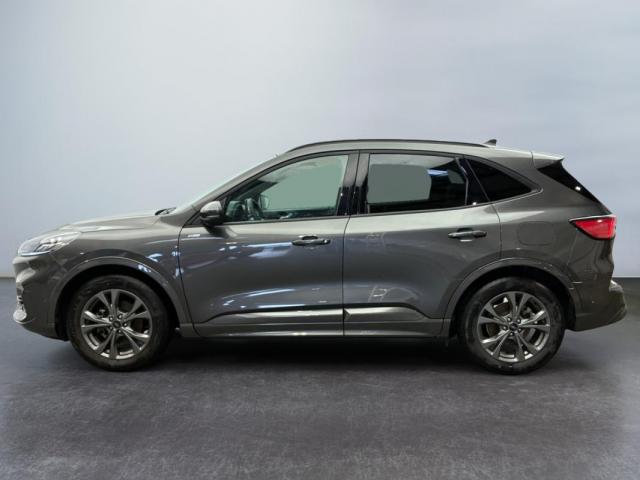 Ford Kuga image 8