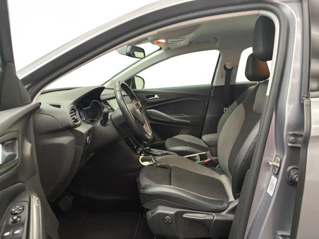Opel Grandland image 2