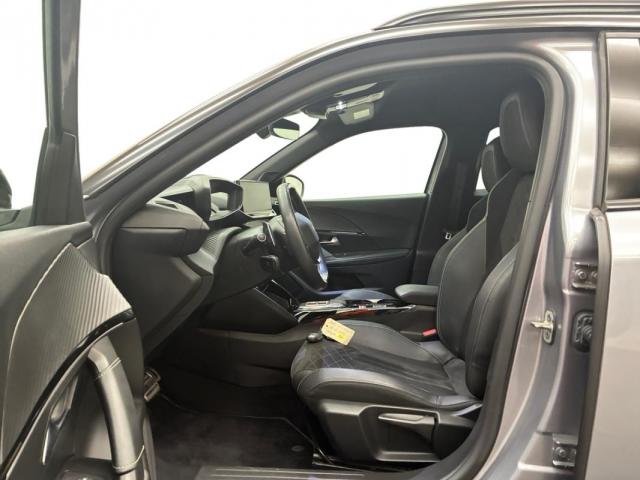 Peugeot 2008 image 3