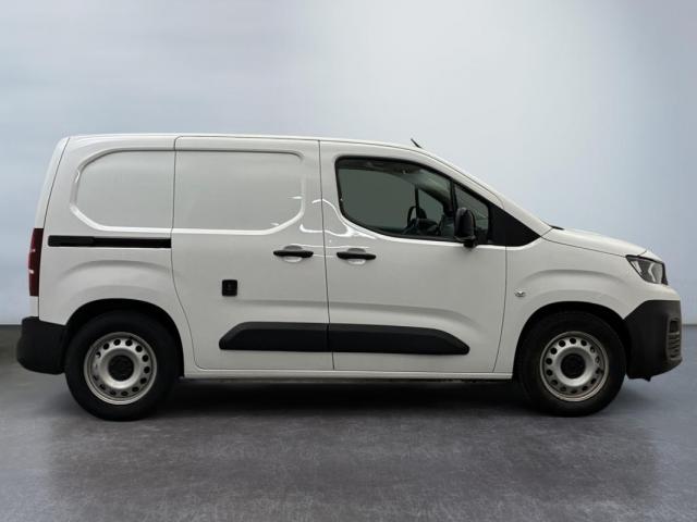 Peugeot Partner image 2