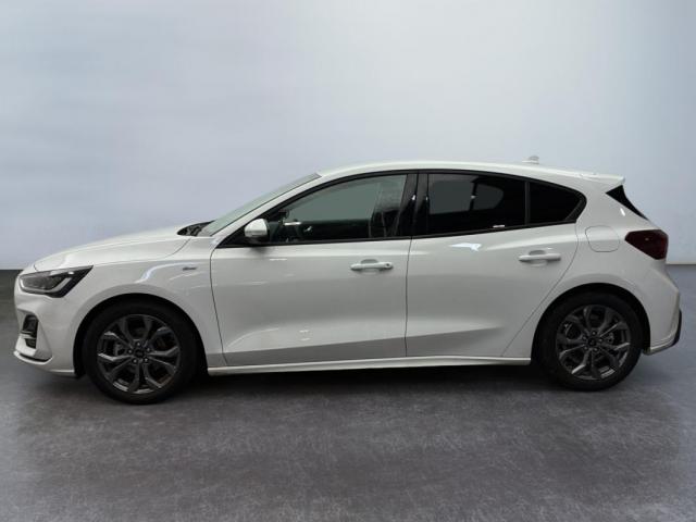 Ford Focus image 6