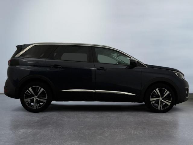 Peugeot 5008 image 7