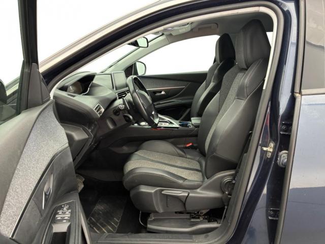 Peugeot 5008 image 6