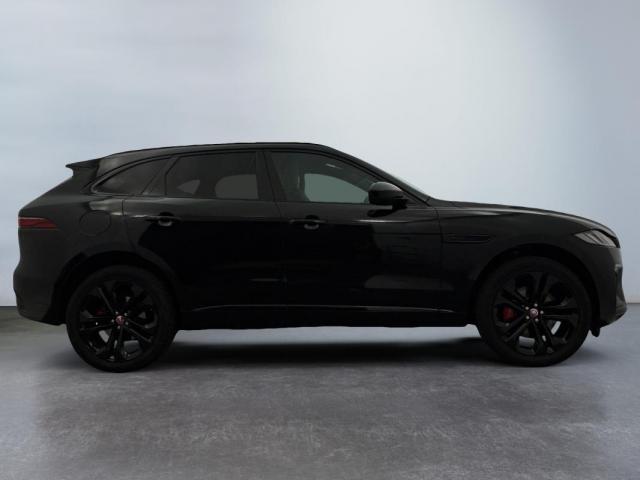 Jaguar F-Pace image 4
