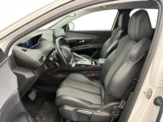 Peugeot 3008 image 3