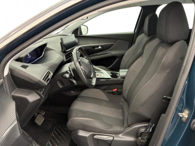 Peugeot 5008 image 2