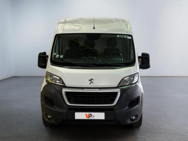 Peugeot Boxer image 2