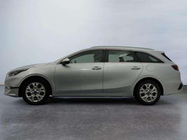 Kia Cee'D_sw image 4