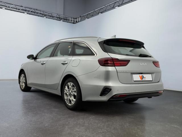 Kia Cee'D_sw image 2