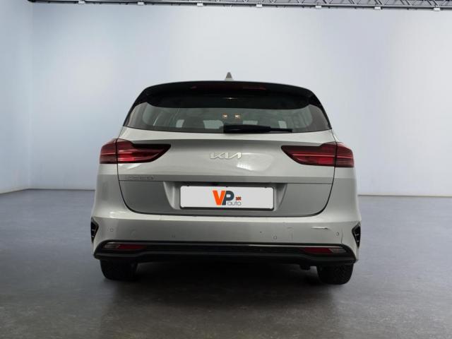 Kia Cee'D_sw image 3