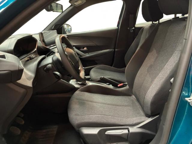 Peugeot 2008 image 7