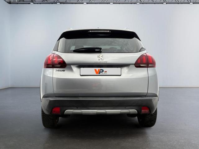 Peugeot 2008 image 2