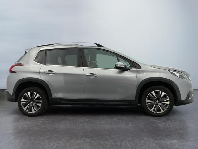 Peugeot 2008 image 7