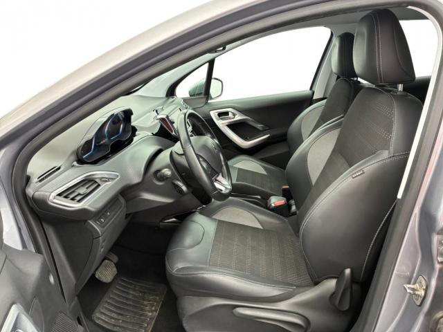 Peugeot 2008 image 3
