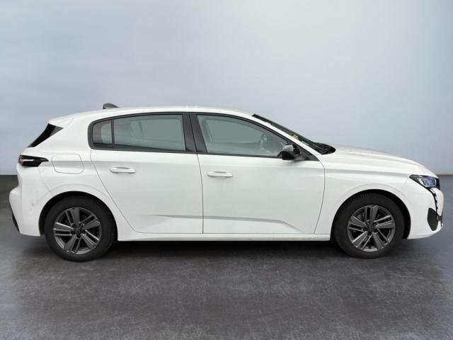 Peugeot 308 image 2