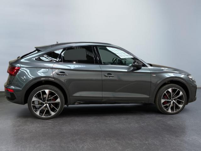 Audi Q5 Sportback image 8