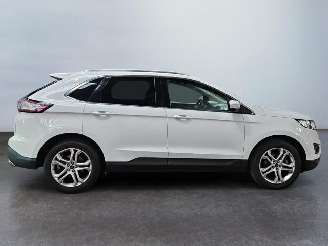Ford Edge image 2